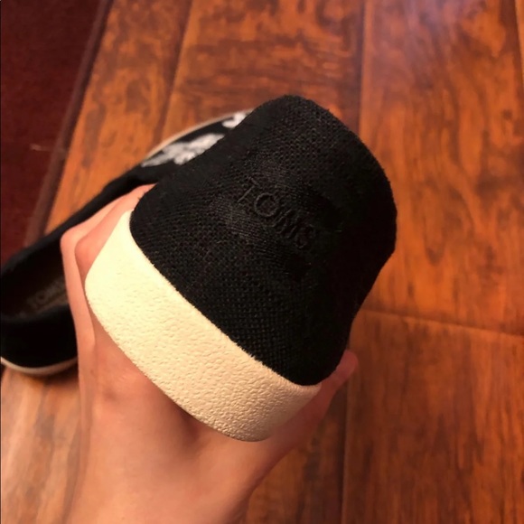 Men’s Toms shoes - Picture 4 of 5